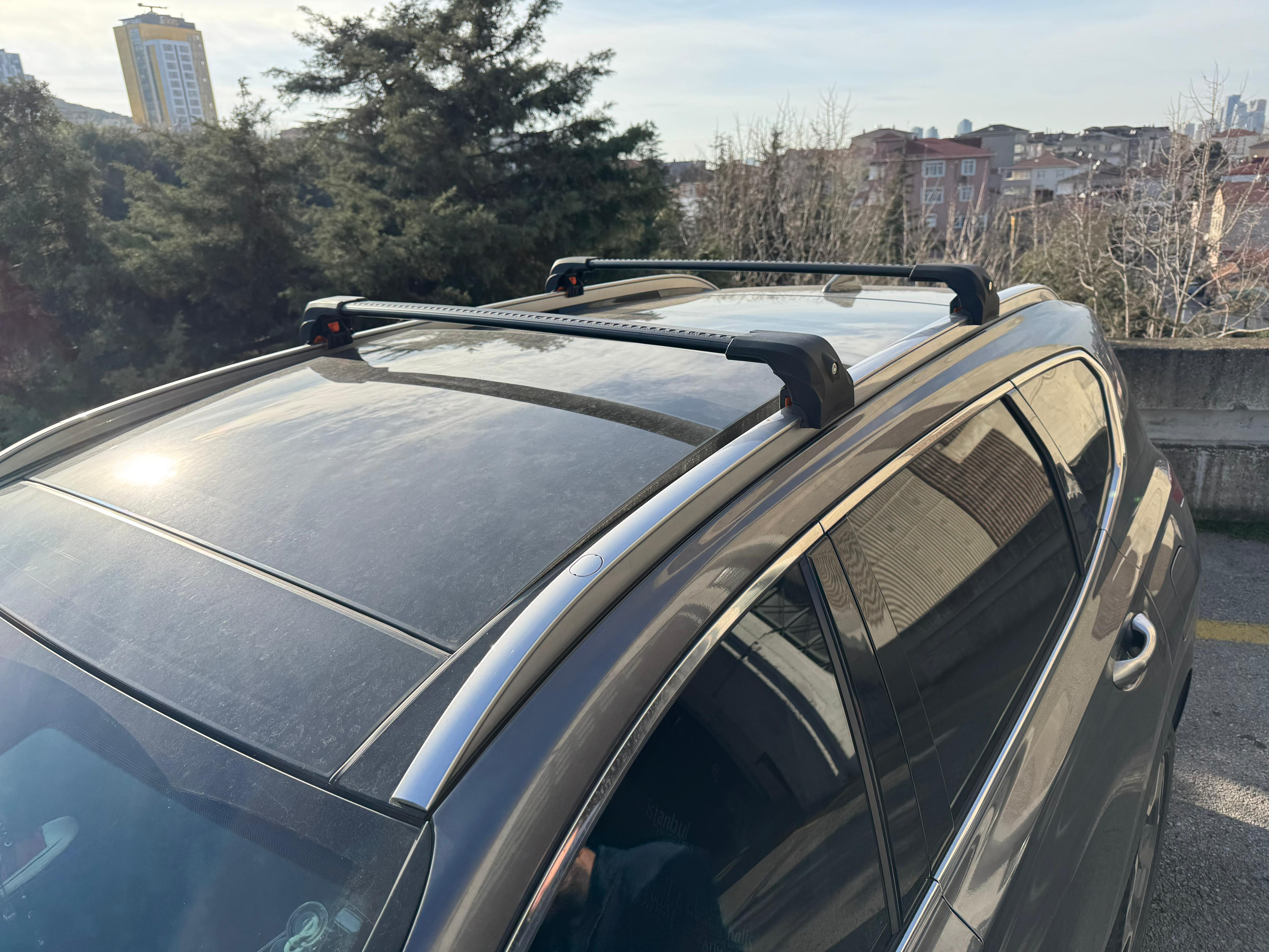 Premium Quality Roof Rack Cross Bar set for Chevrolet Bolt 2017 - 2021-Black - Picture 7 of 12